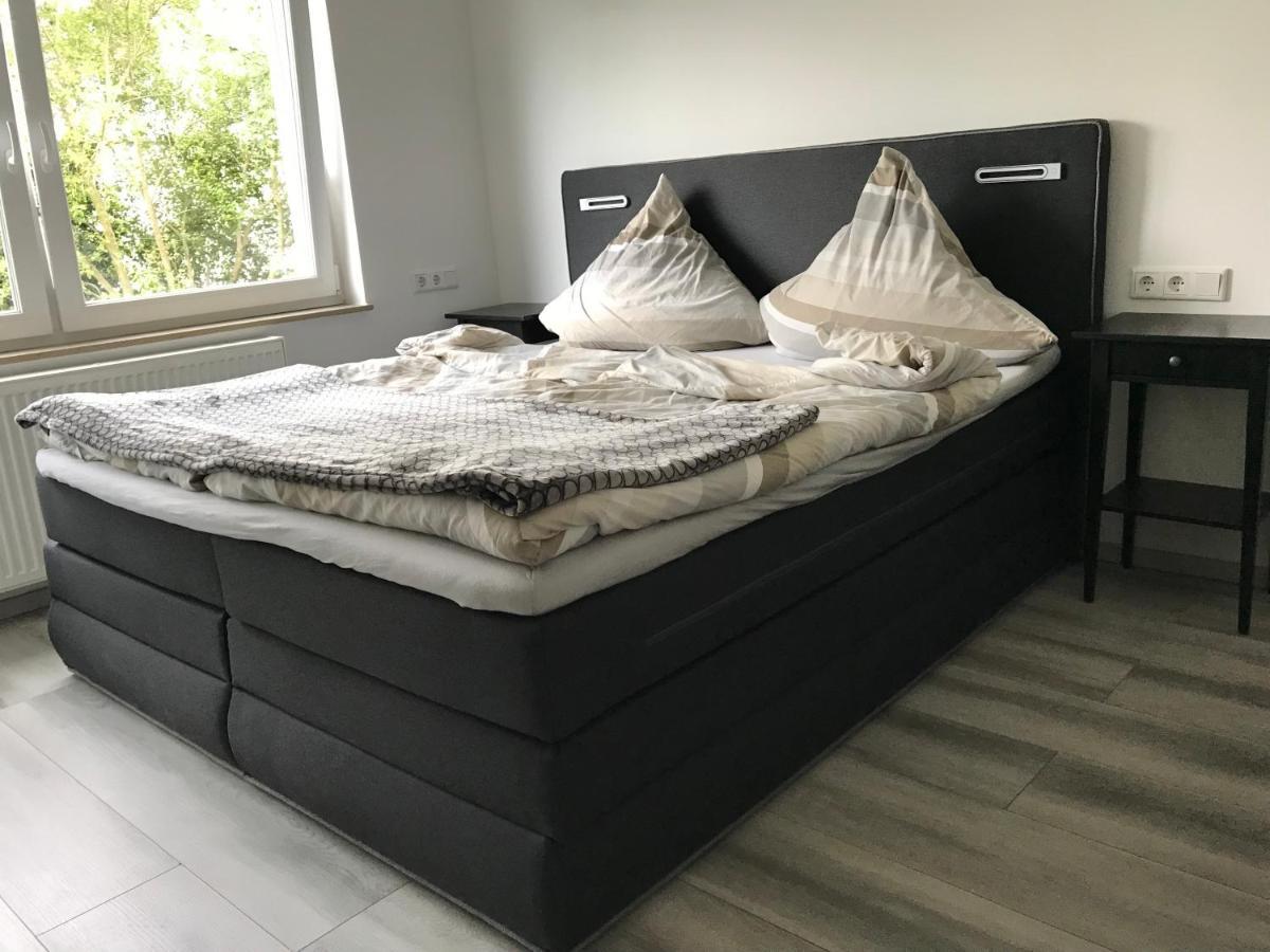 Aparts House - Balkon-Wifi-Kitchen Есен Екстериор снимка
