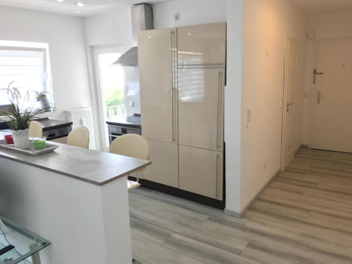 Aparts House - Balkon-Wifi-Kitchen Есен Екстериор снимка