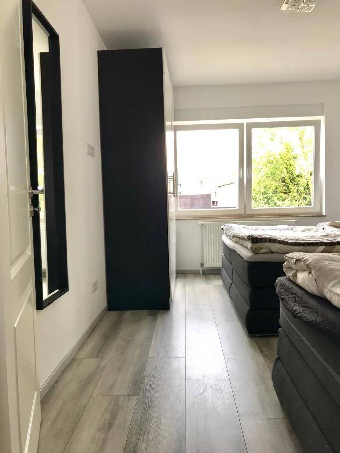 Aparts House - Balkon-Wifi-Kitchen Есен Екстериор снимка