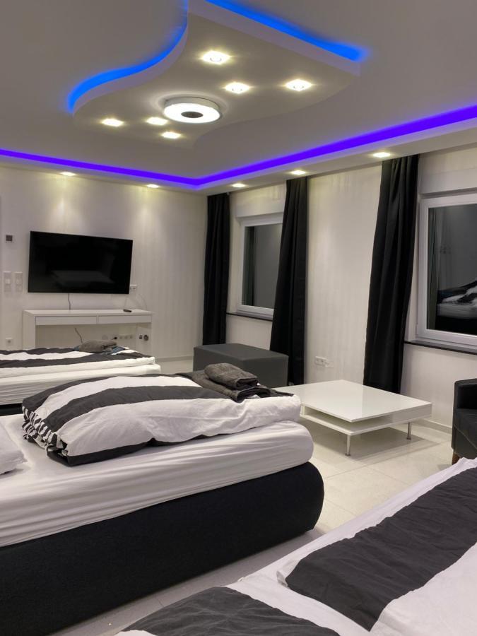 Aparts House - Balkon-Wifi-Kitchen Есен Екстериор снимка