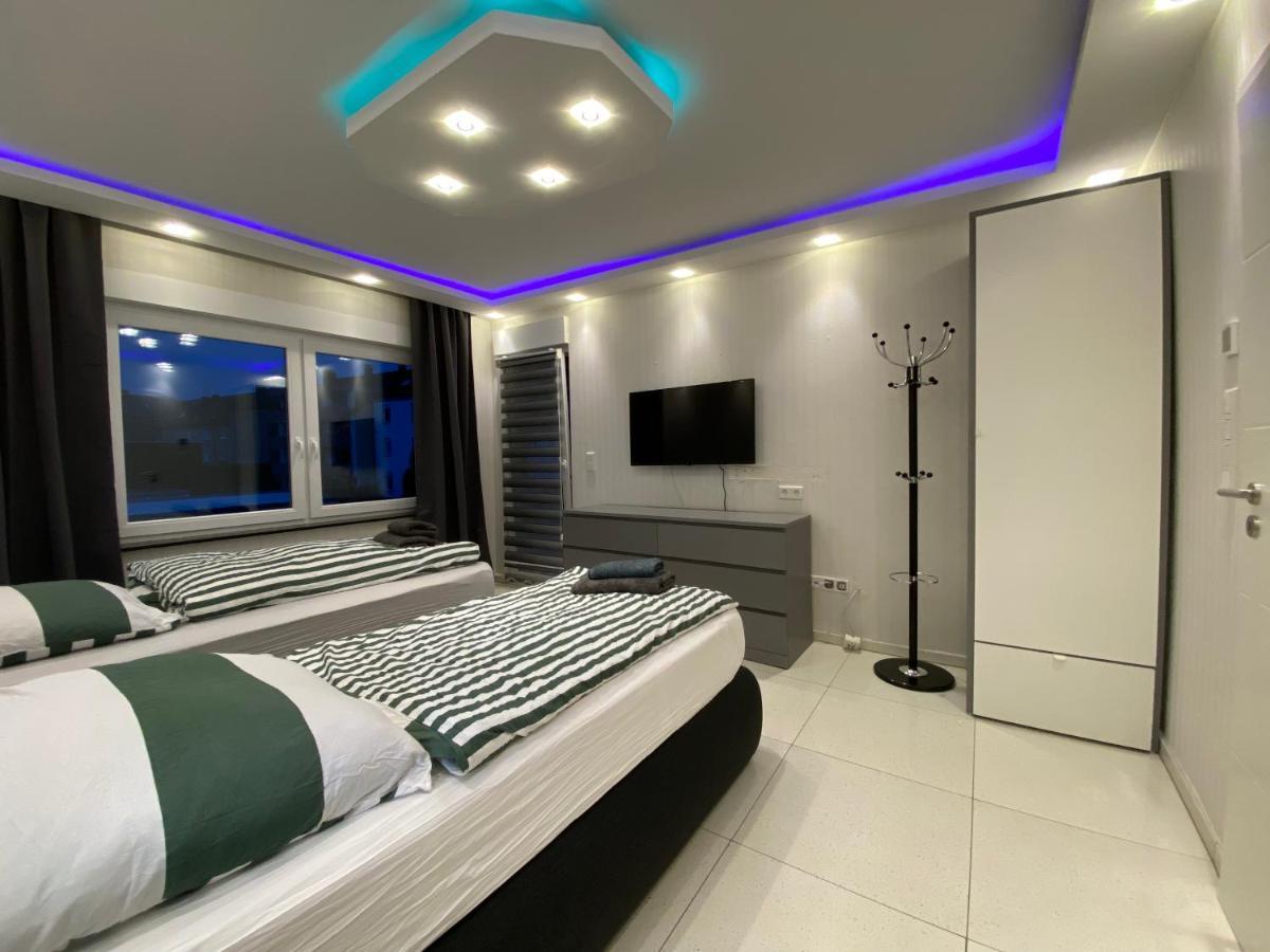Aparts House - Balkon-Wifi-Kitchen Есен Екстериор снимка